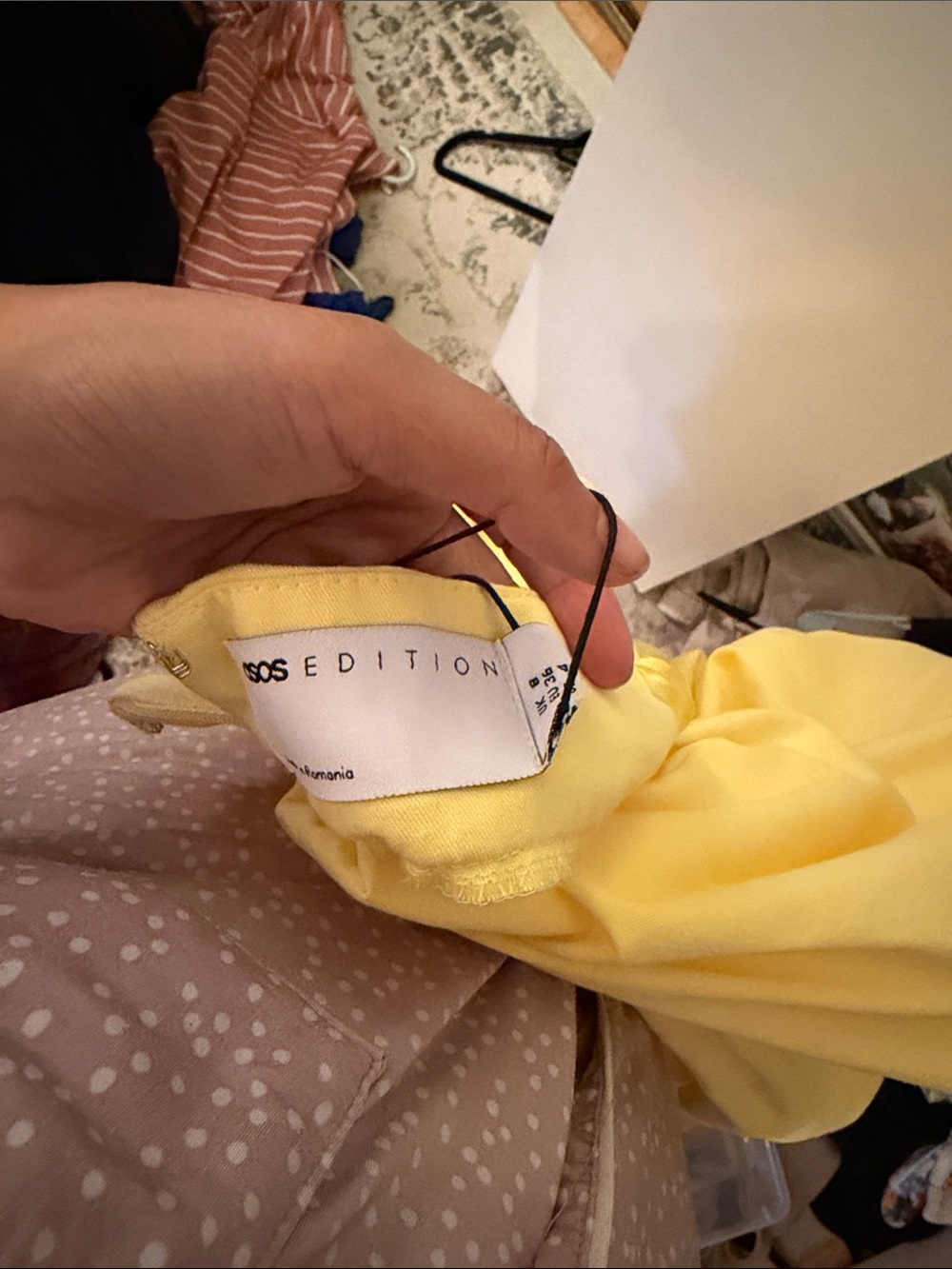 ASOS Yellow Puff Sleeve Midi Dress - Picture 2 of 3